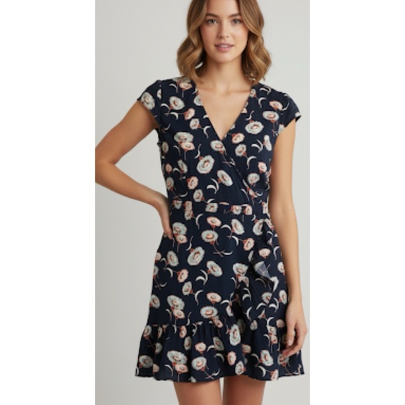 J. Crew Dresses & Skirts - J. Crew Mercantile Floral Faux Wrap Dress Size 4